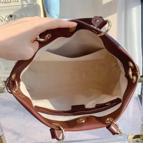First bag ru bag Tote GUCCI 0509